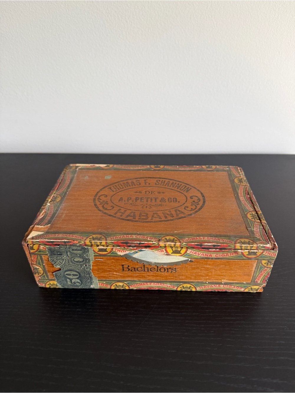 Antique Wooden Bachelors Cigar Box A P Petit Habana Thomas Shannon Lithograph
